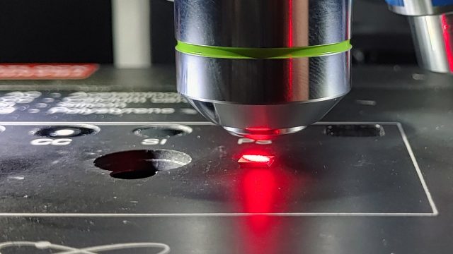 sers-laser-raman-microscope-senterra-ii.jpeg